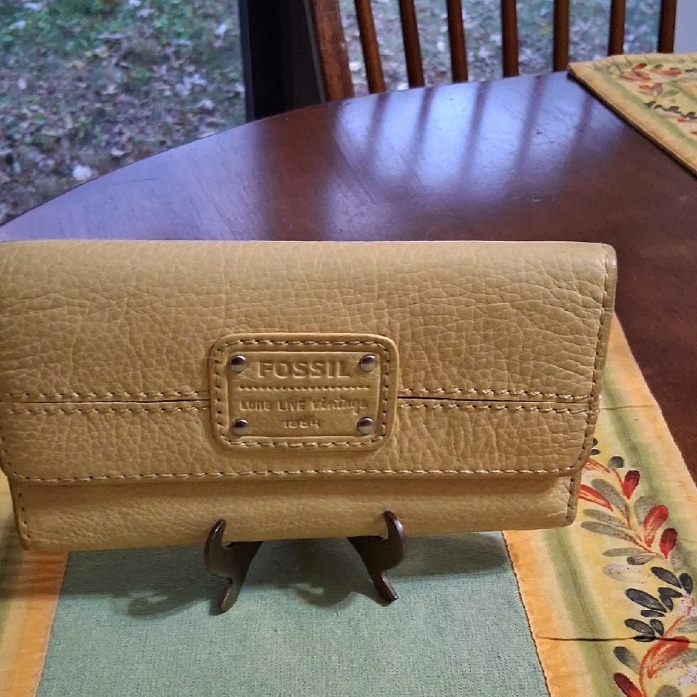 Fossil Mustard Yellow Leather Wallet